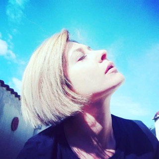 Millie Myne e i suoi segreti, dietro una voce di velluto e un sound d’oltreoceano Millie Myne e i suoi segreti, dietro una voce di velluto e un sound d’oltreoceano